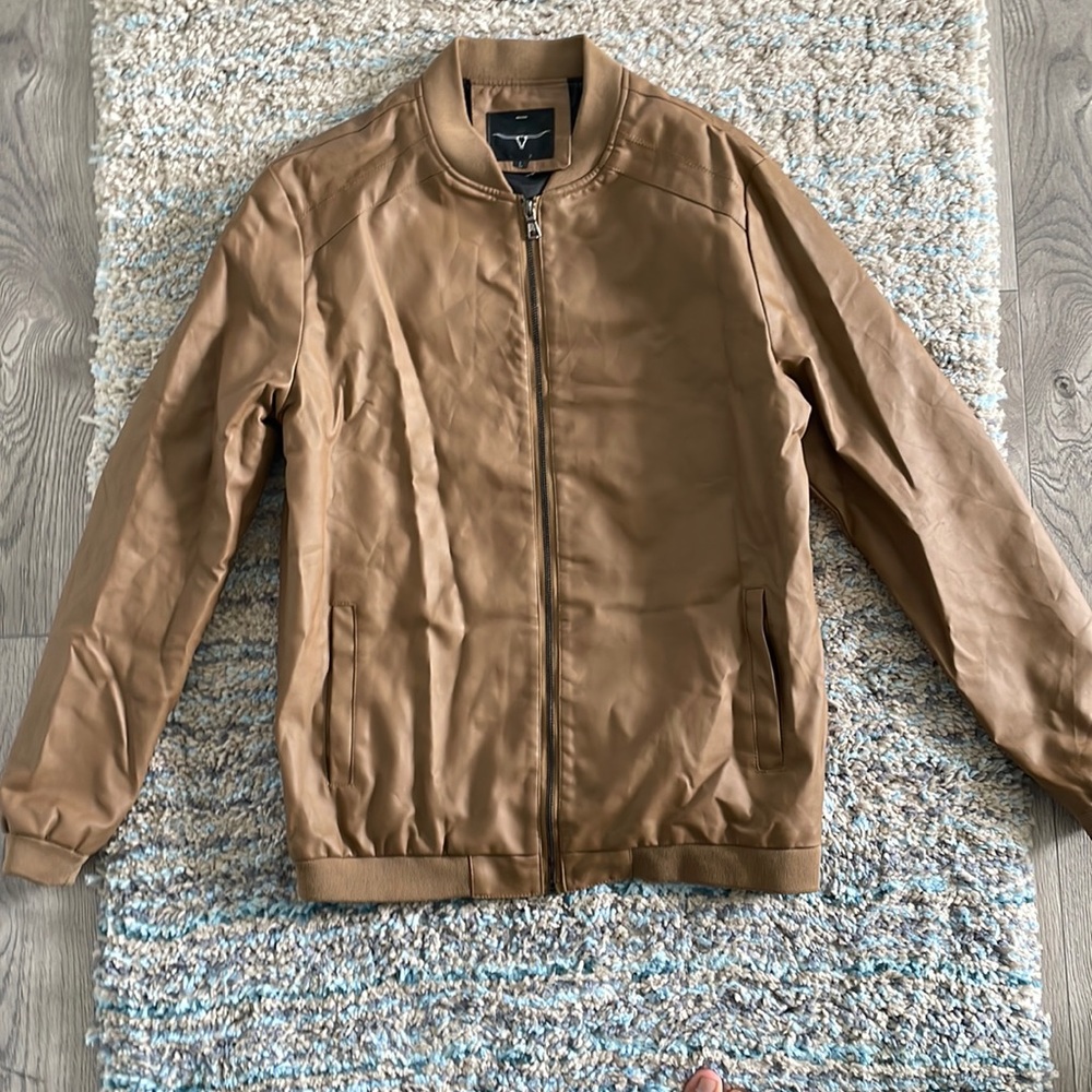 - Dixon faux leather tan jacket size large